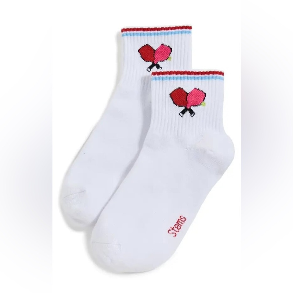 NWT STEMS Pickleball Red Ankle Socks - 2 Pair
One Size (5-11)